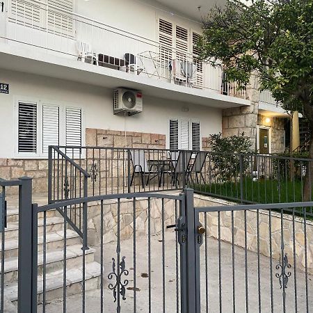 Napjacu With Own Parking And Garden Appartement Herceg Novi Buitenkant foto