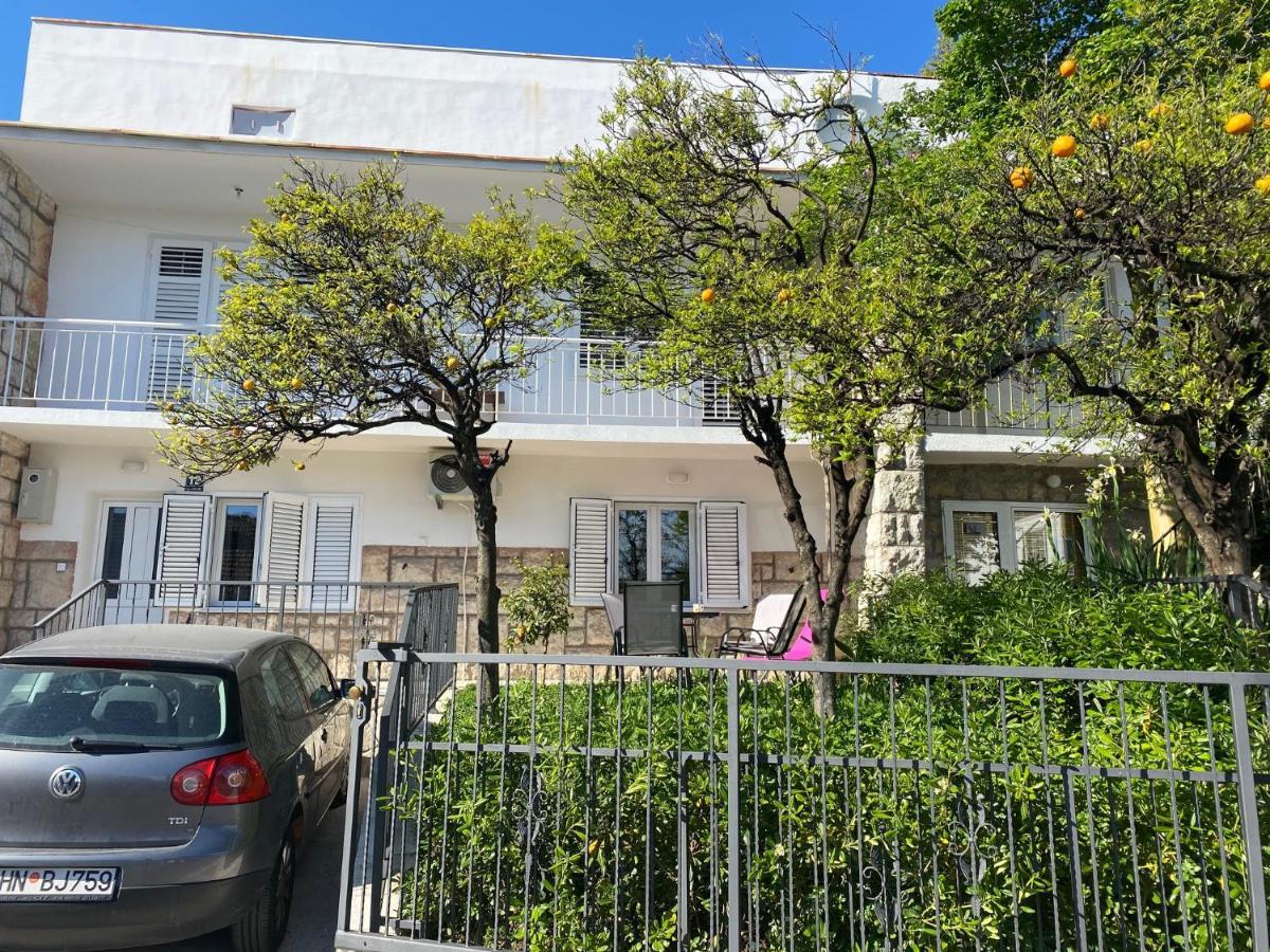 Napjacu With Own Parking And Garden Appartement Herceg Novi Buitenkant foto